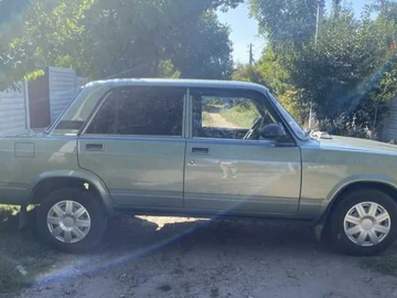 Авто ВАЗ 2107 2007 № 7945189