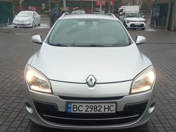 Авто Renault Megane 2010 № 7945199