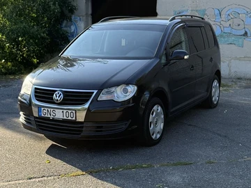 Авто Volkswagen Touran 2008 № 7945293