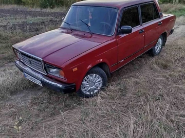 Авто ВАЗ 2107 2004 № 7945464
