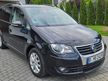 Авто Volkswagen Touran 2010 № 7945674