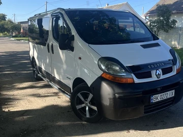 Авто Renault Trafic 2004 № 7945717