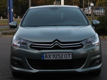 Авто Citroen C4 2012 № 7946004