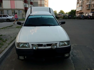 Авто SEAT Inca 2002 № 7946117
