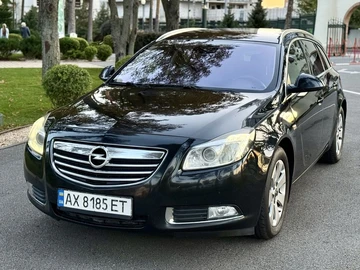 Авто Opel Insignia 2010 № 7946189