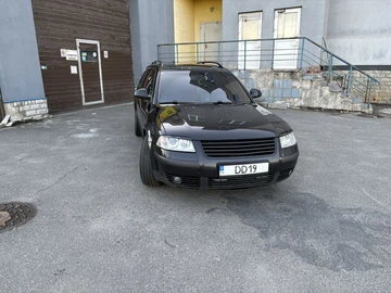 Авто Volkswagen Passat Variant 2004 № 7946198