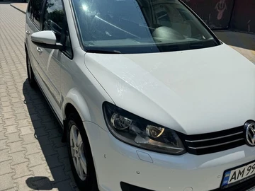 Авто Volkswagen Touran 2013 № 7946216