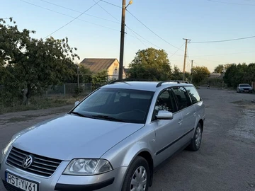 Авто Volkswagen Passat Hatchback 2003 № 7946219