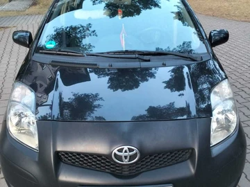 Авто Toyota Yaris 2011 № 7946319