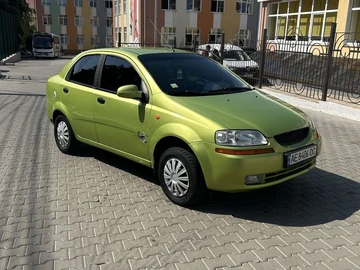 Авто Chevrolet Aveo 2005 № 7946390