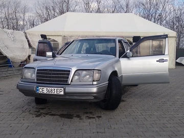 Авто Mercedes 230 1986 № 7946392