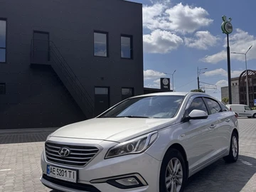 Авто Hyundai Sonata 2015 № 7946397