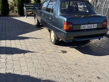 Авто ЗАЗ 965 2004 № 7946584