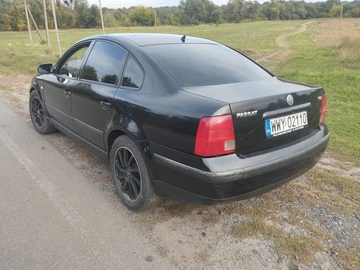 Авто Volkswagen Passat Sedan 1999 № 7946776