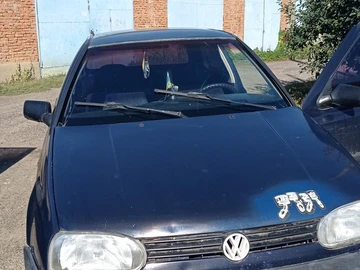 Авто Volkswagen Golf 1994 № 7946784