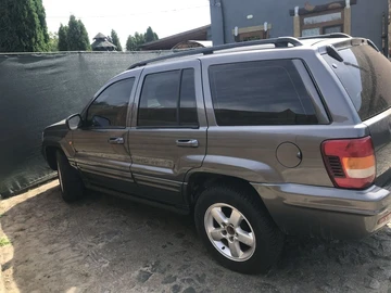 Авто Jeep Cherokee 2003 № 7946858