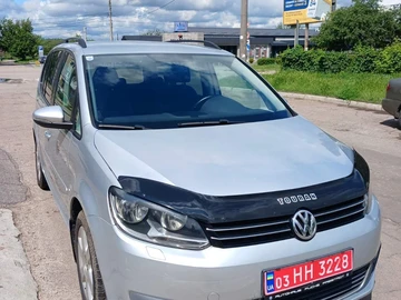 Авто Volkswagen Touran 2011 № 7946909