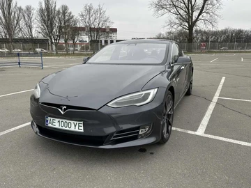 Авто Tesla Model S 2018 № 7946942