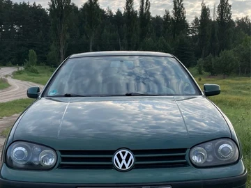 Авто Volkswagen Golf 2000 № 7947037