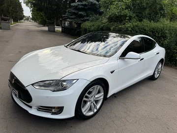 Авто Tesla Model S 2014 № 7947091