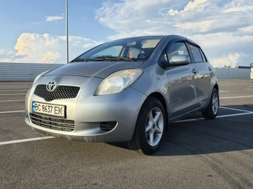 Авто Toyota Yaris 2008 № 7947300