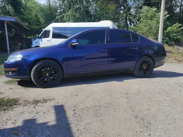 Авто Volkswagen Passat Sedan 2005 № 7947308