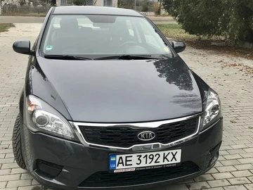 Авто KIA Cee X27 D 2009 № 7947359