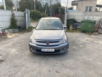 Авто Honda Stream 2004 № 7947530