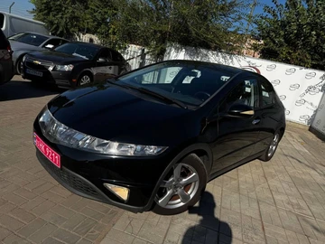 Авто Honda Civic 2006 № 7947532