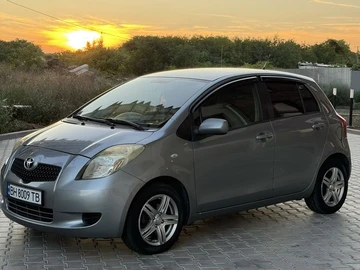 Авто Toyota Yaris 2008 № 7947677