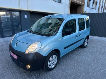 Авто Renault Kangoo Passenger 2008 № 7947681