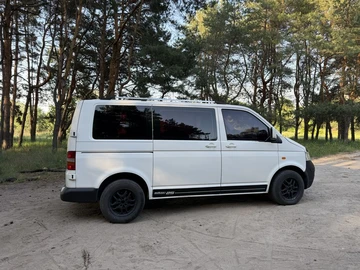 Авто Volkswagen Transporter 2006 № 7947765