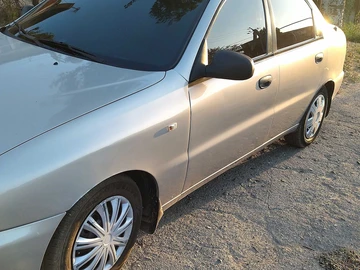 Авто Chevrolet Lanos 2008 № 7947965