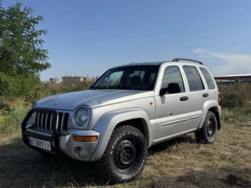 Авто Jeep Liberty 2004 № 7947968