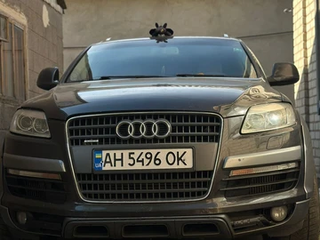 Авто Audi Q7 2006 № 7948146