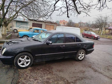 Авто Mercedes E Серия 2000 № 7948359