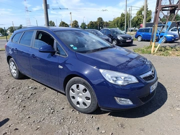 Авто Opel Astra 2011 № 7948448