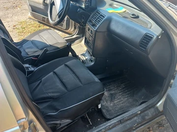 Авто ВАЗ 2112 2003 № 7948663
