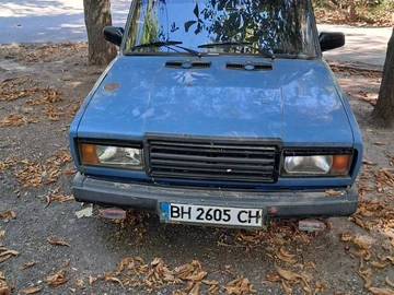 Авто ВАЗ 2107 1986 № 7948713