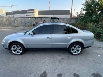 Авто Volkswagen Passat Sedan 2003 № 7948814