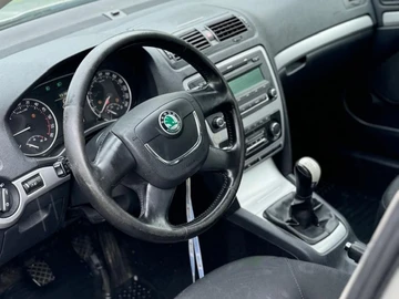 Авто Skoda Octavia 2010 № 7948824