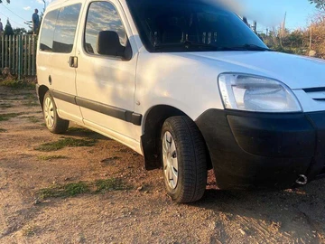 Авто Peugeot 305 2005 № 7948850