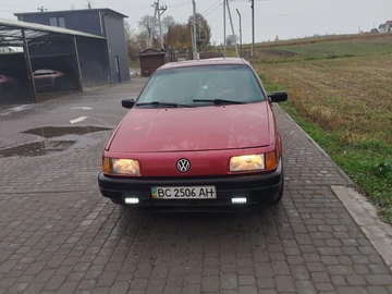 Авто Volkswagen Passat Sedan 1990 № 7948854