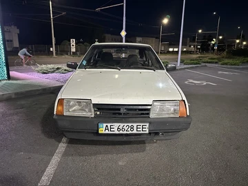 Авто ВАЗ 2109 1990 № 7948896
