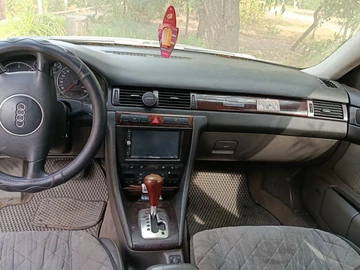 Авто Audi A6 2002 № 7948928