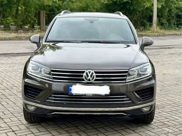 Авто Volkswagen Touareg 2016 № 7949121