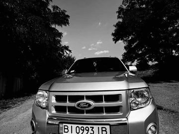 Авто Ford Escape 2010 № 7949133