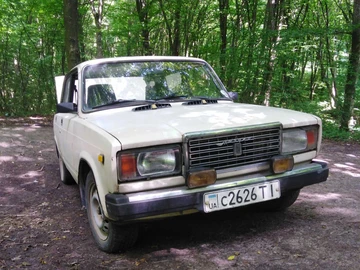 Авто ВАЗ 2107 1994 № 7949150