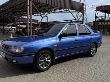 Авто Nissan Sunny 1995 № 7949480