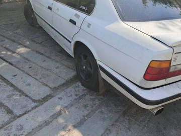 Авто BMW 5 Серия 1989 № 7949502